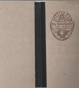 Cover vom Buch: "Die Naturkundin" von Wiebke Johannsen. Mit einer Zeichnung eines Trilobiten von Birgit Kiupel